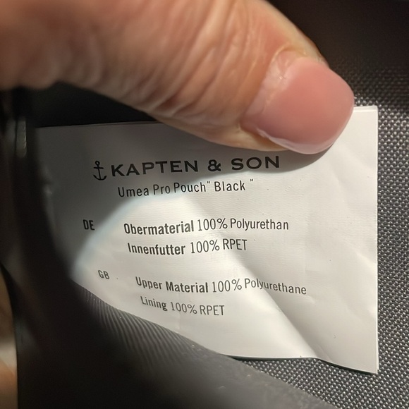 Kapten & Son Umea Pro Pouch Black 9” X 9” Vegan Leather Dust bag included - Picture 9 of 10